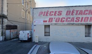 Votre épaviste ouvert à proximité Surplus Marseille sarl situé à Marseille (13015) en Provence-Alpes-Côte d&rsquo;Azur est un expert de l&rsquo;automobile disponible pour la récupération et le rachat de votre voiture dans le département Bouches-du-Rhône. Cette Magasin de pièces auto d&rsquo;occasion [&hellip;]