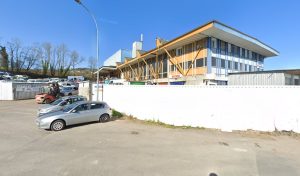 Votre épaviste ouvert à proximité Demol&rsquo;Rochoise situé à La Roche-sur-Foron (74800) en Auvergne-Rhône-Alpes est un expert de l&rsquo;automobile disponible pour la récupération et le rachat de votre voiture dans le département Haute-Savoie. Cette Magasin de pièces de rechange automobiles à [&hellip;]